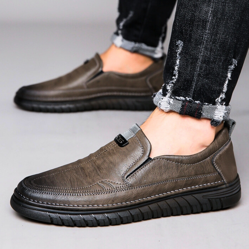 [COMPRE 1 LEVE 2] Mocassim Ortopédico Italiano de Couro Legitimo